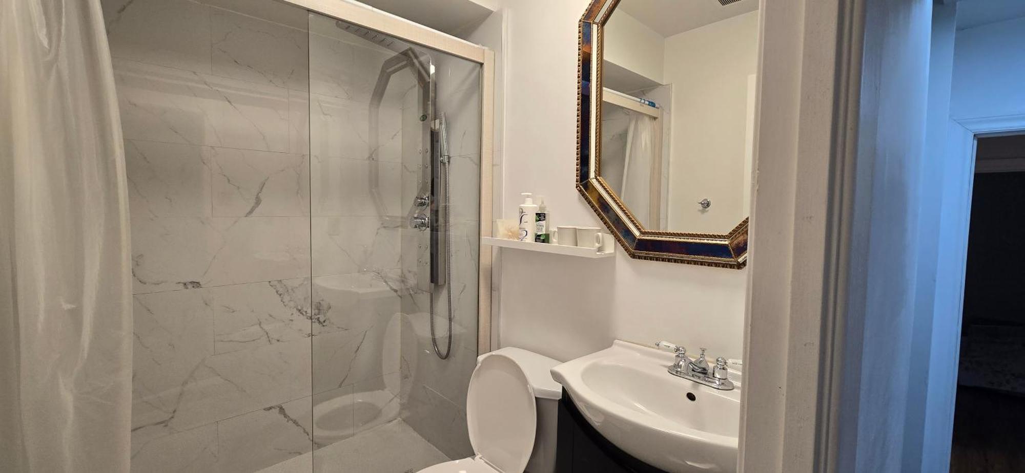 Margie Townhome Suites تورونتو الغرفة الصورة