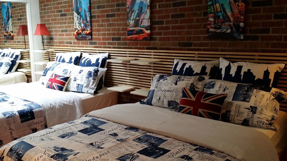 Margie Townhome Suites تورونتو المظهر الخارجي الصورة